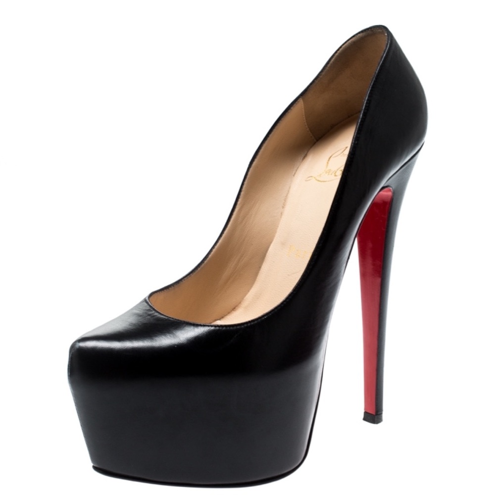 Louboutin-Daffodile (Size 6) Excellent Condition